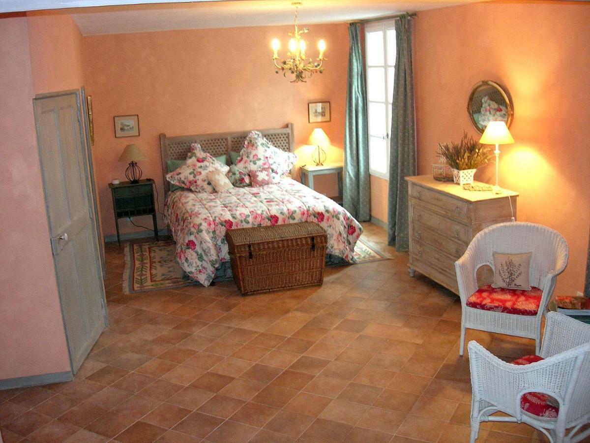 לינה וארוחת בוקר אקס-אן-פרובאנס Le Clos Des Freres Gris מראה חיצוני תמונה